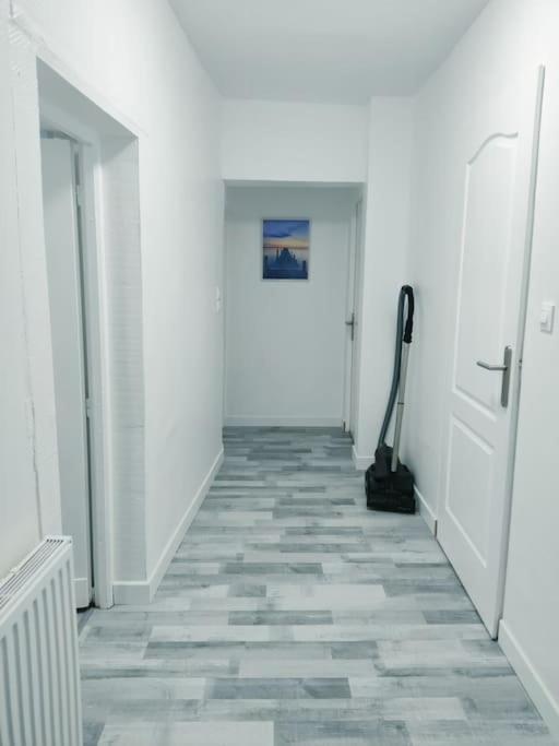 أوبيرني # Appartement Charmant 75 M2 Parking Gratuit المظهر الخارجي الصورة